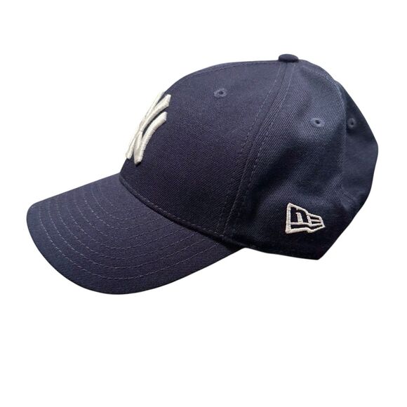 New York Yankees Strapback Cap Hat Navy Blue MLB Genuine Merchandise One Sz NEW - Picture 3 of 11